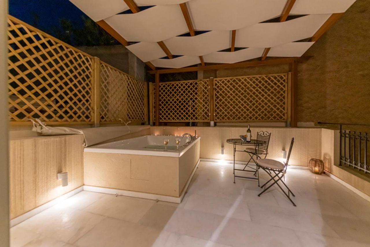 Ipelhome - Plaka Boutique Apartments Athen Eksteriør billede