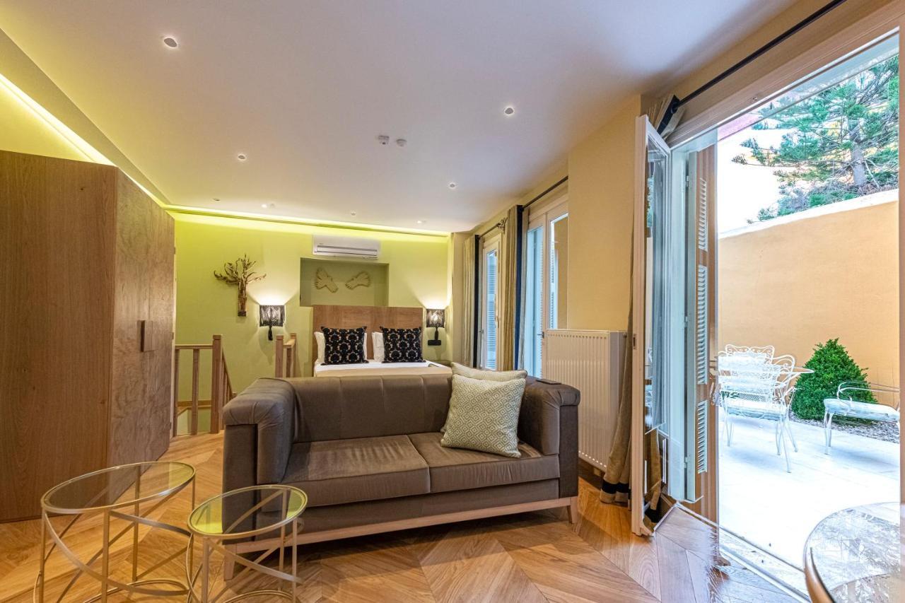 Ipelhome - Plaka Boutique Apartments Athen Eksteriør billede