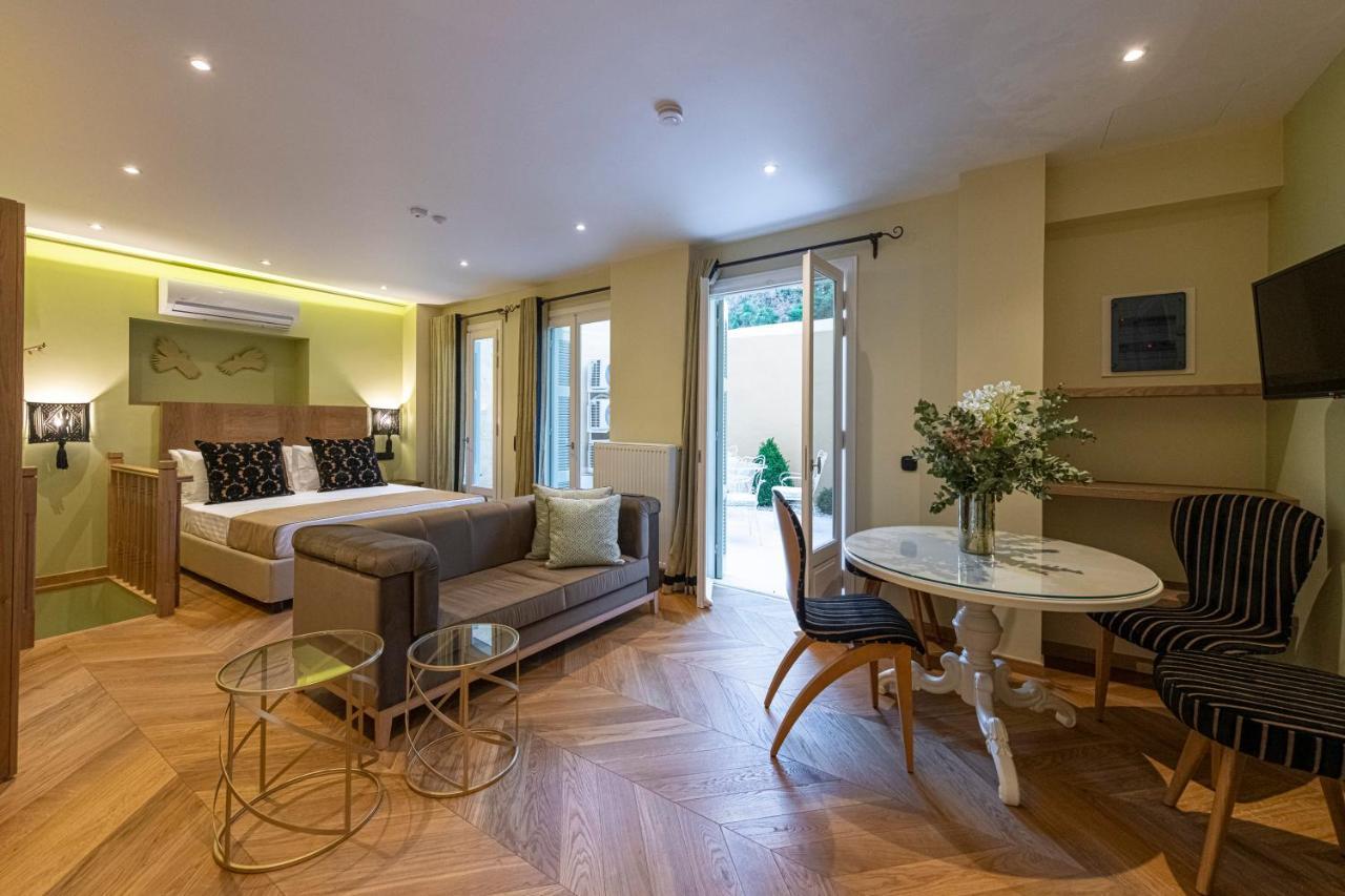 Ipelhome - Plaka Boutique Apartments Athen Eksteriør billede