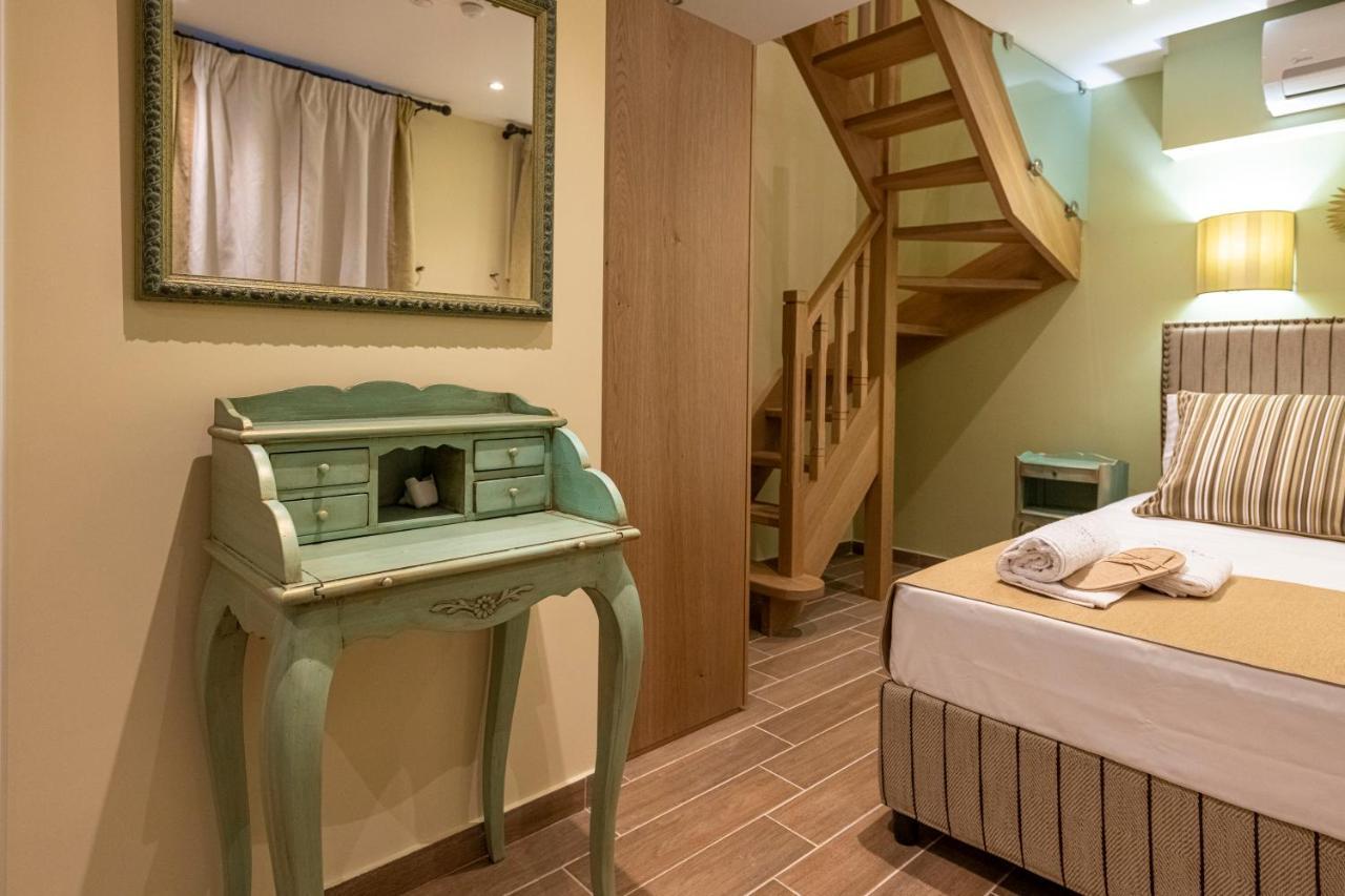 Ipelhome - Plaka Boutique Apartments Athen Eksteriør billede