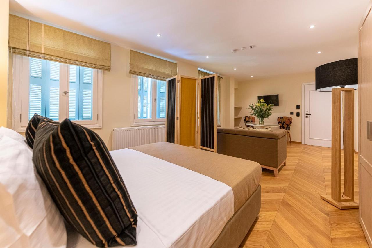 Ipelhome - Plaka Boutique Apartments Athen Eksteriør billede