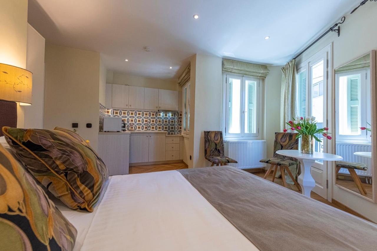 Ipelhome - Plaka Boutique Apartments Athen Eksteriør billede