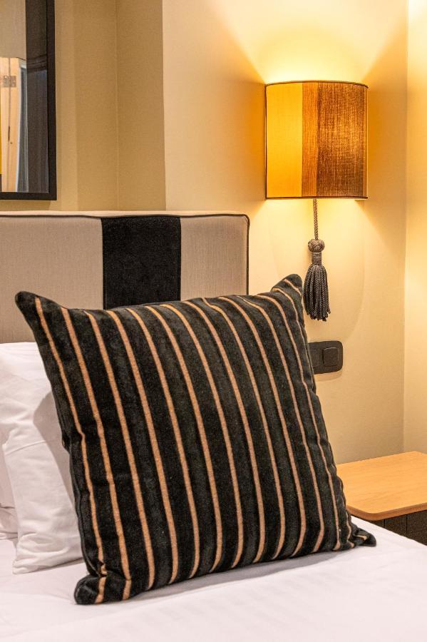 Ipelhome - Plaka Boutique Apartments Athen Eksteriør billede